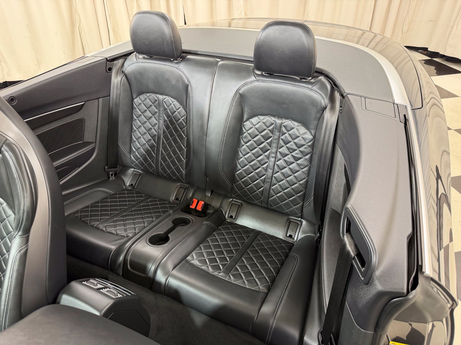 Used 2024  Audi 3.0T Premium Plus image 33