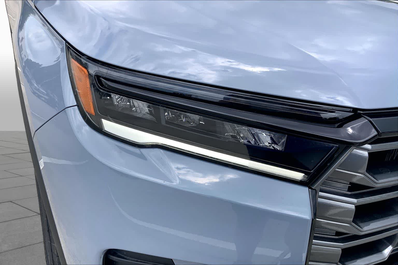New 2026 Sonic Gray Pearl Honda AWD TrailSport image 13