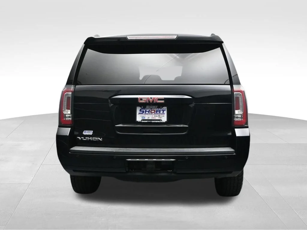 Used 2019 Black GMC SLT image 4