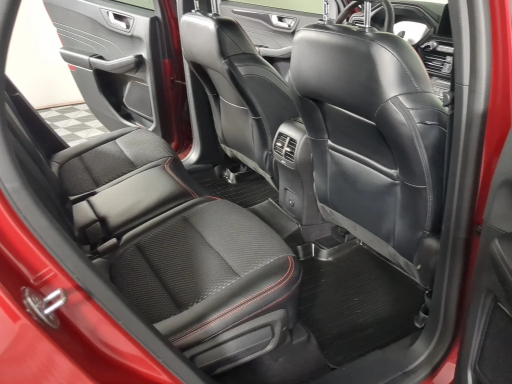 Used 2023 Red Ford ST-Line image 21