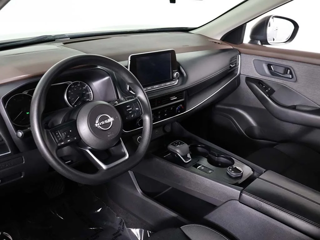 Used 2023 Super Black Nissan S image 23