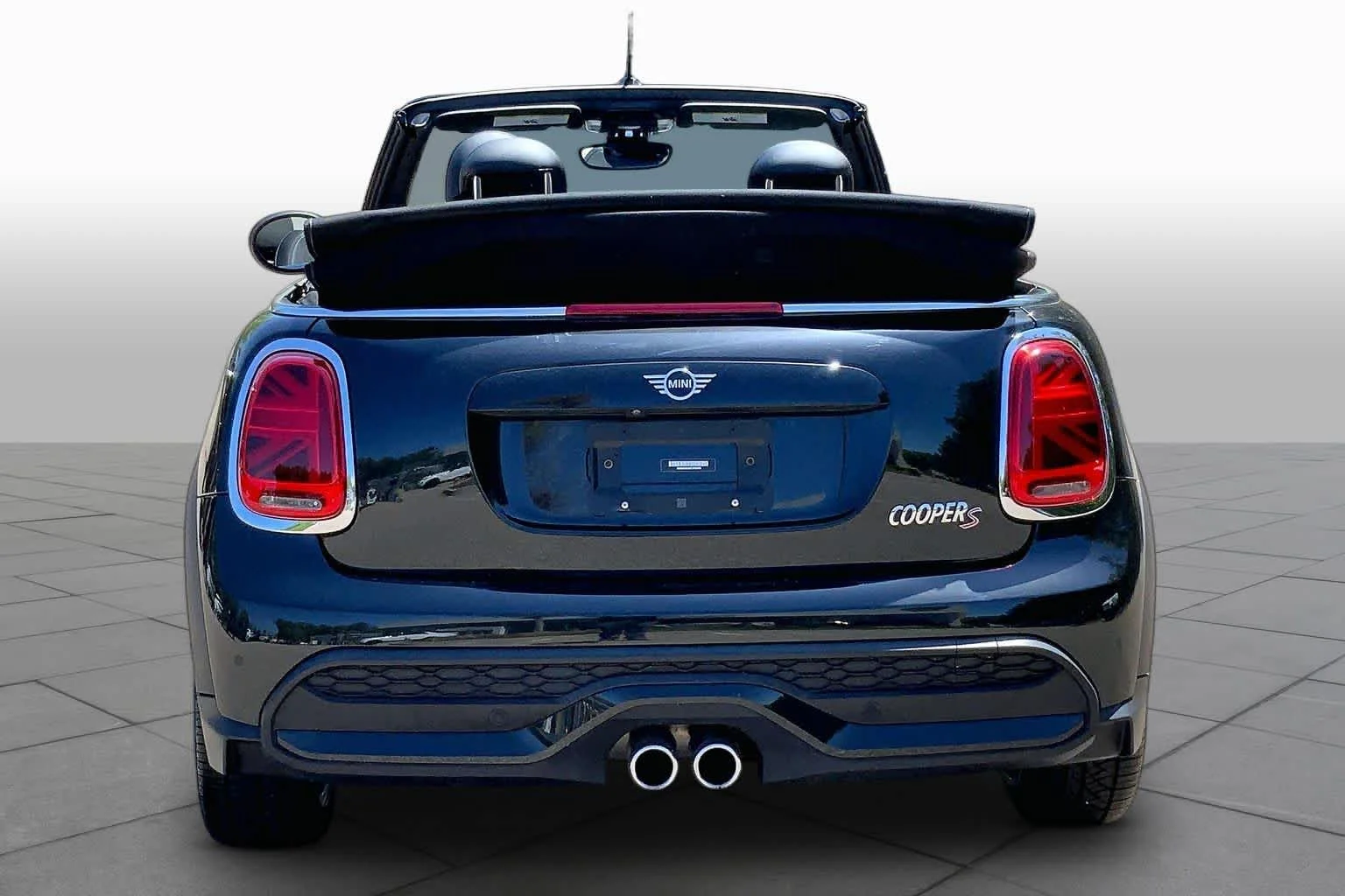 Used 2023 Midnight Black II MINI Cooper S image 5