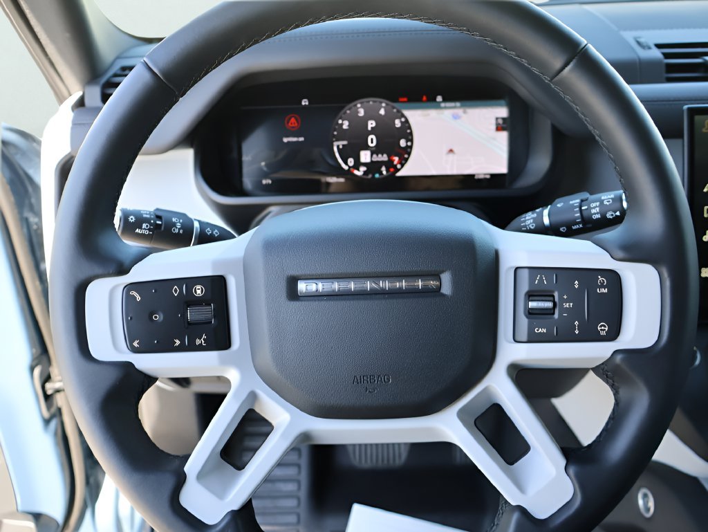 Used 2026 Tasman Blue Metallic Land Rover X-Dynamic SE image 29