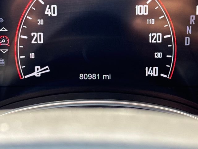 Used 2020 White Dodge SXT image 25