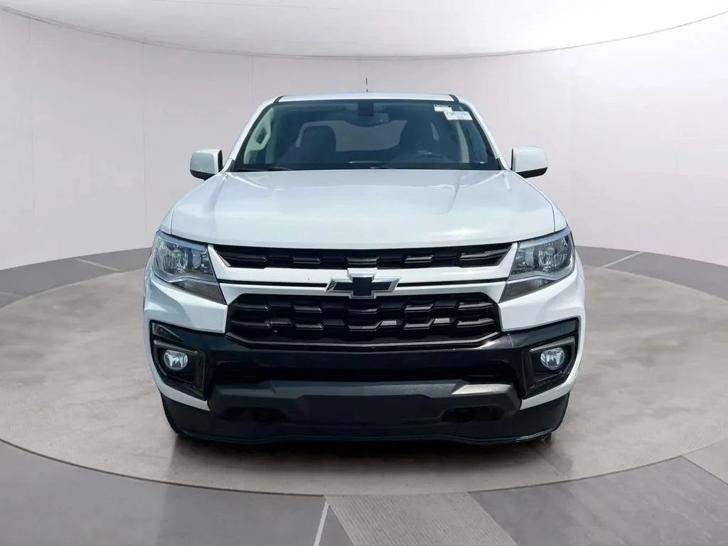Used 2022 Summit White Chevrolet LT image 6