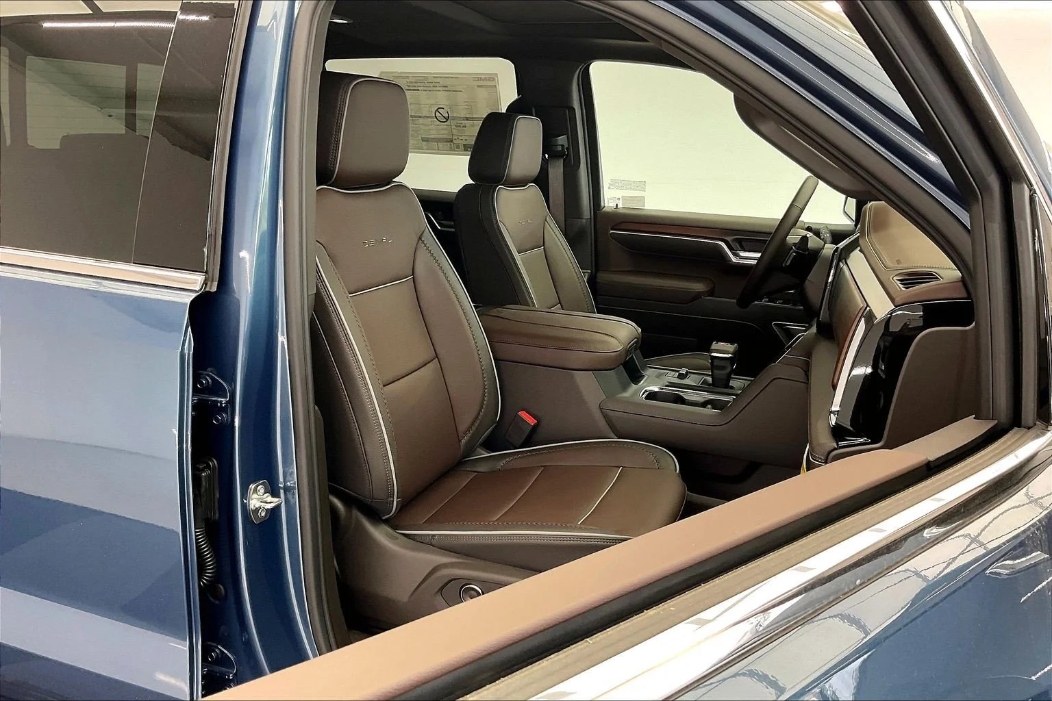 2026 GMC Sierra 1500 Denali - Photo 9