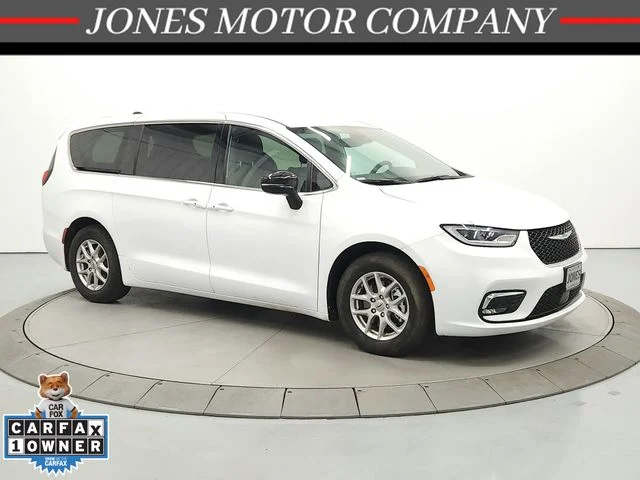 2025 Chrysler Pacifica
