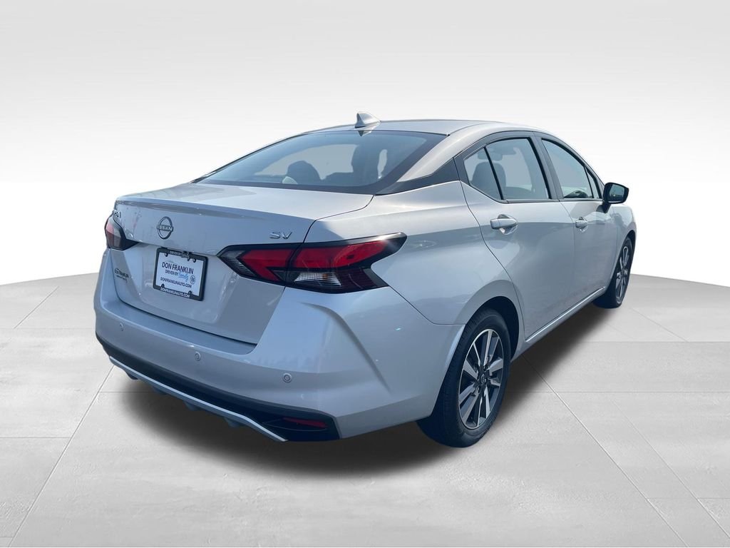 Used 2024 Silver Nissan 1.6 SV image 5