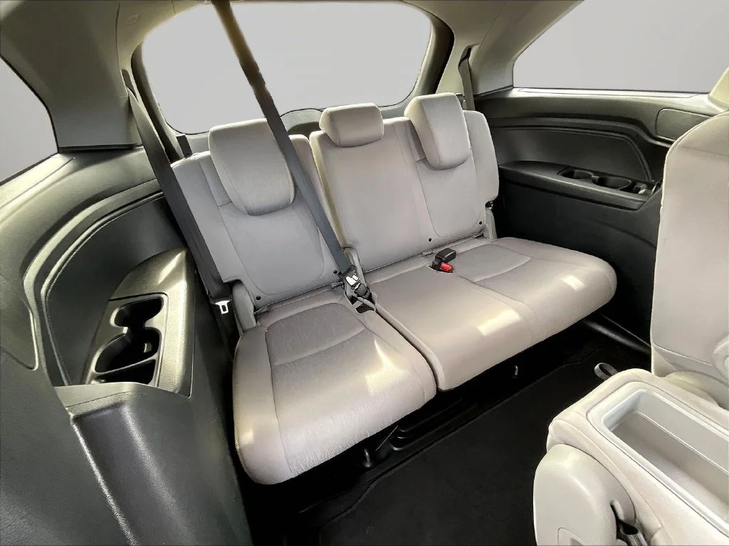 Used 2020  Honda EX image 26