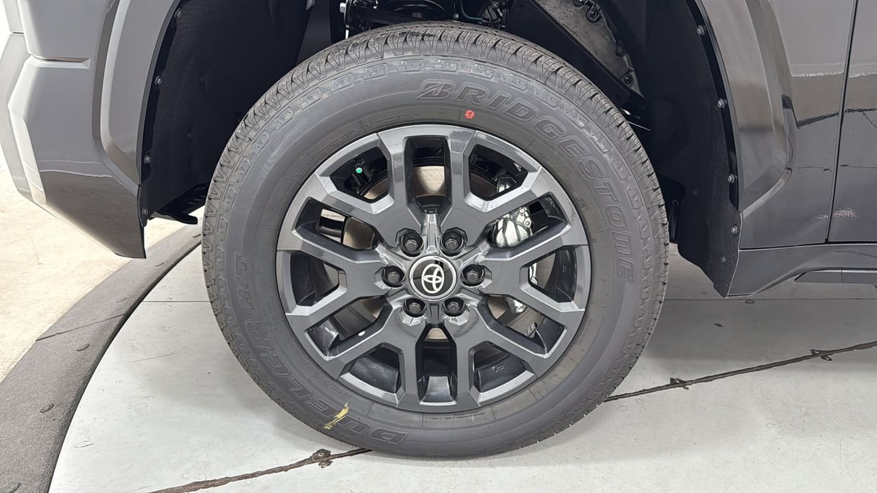 2026 Toyota Tundra Platinum - Photo 24