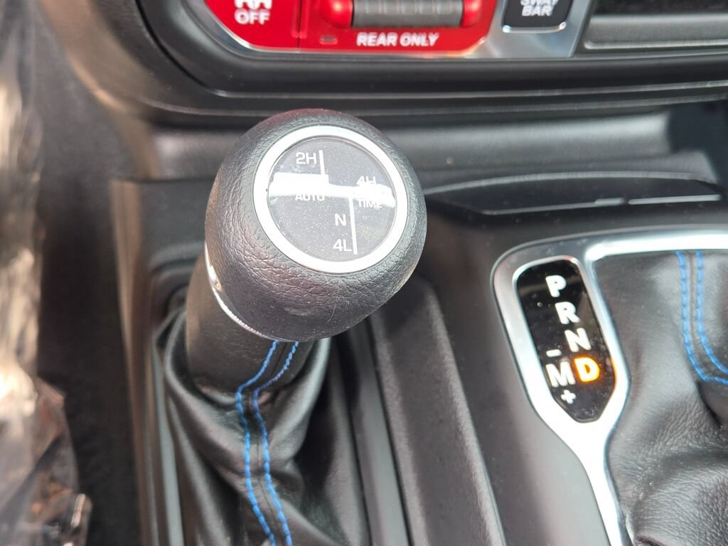 Used 2022 White Jeep Unlimited Rubicon 4xe image 30