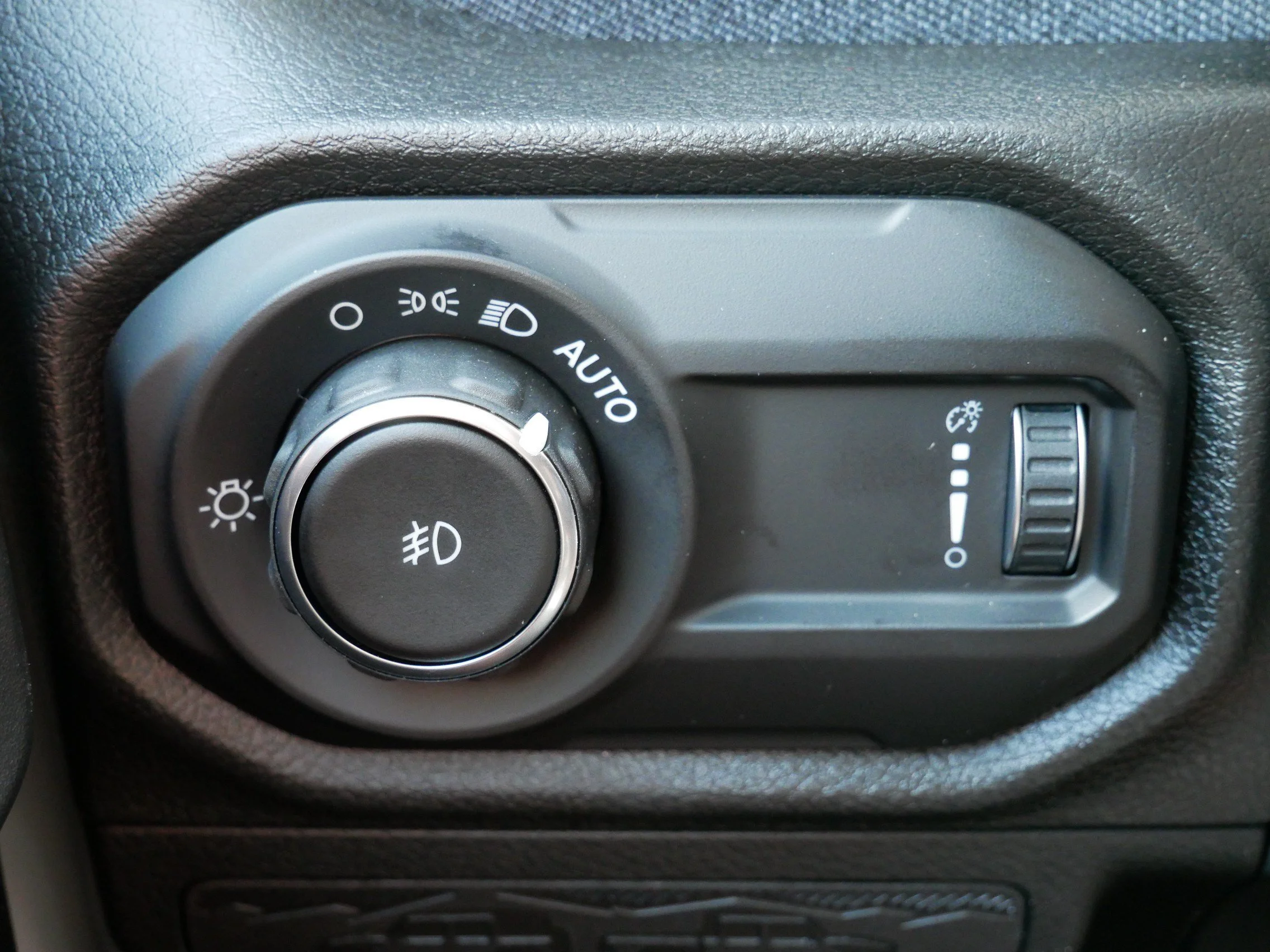 New 2026 Bright White Clearcoat Jeep  image 12