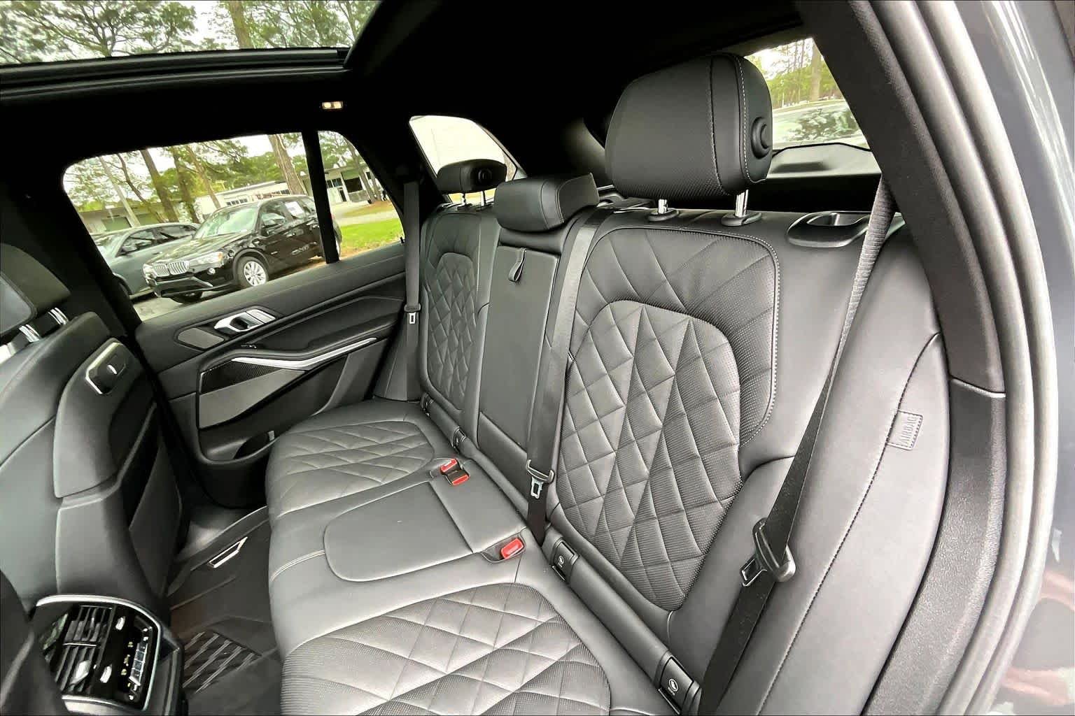 Certified Used 2024 Dravit Grey Metallic BMW M60i image 21