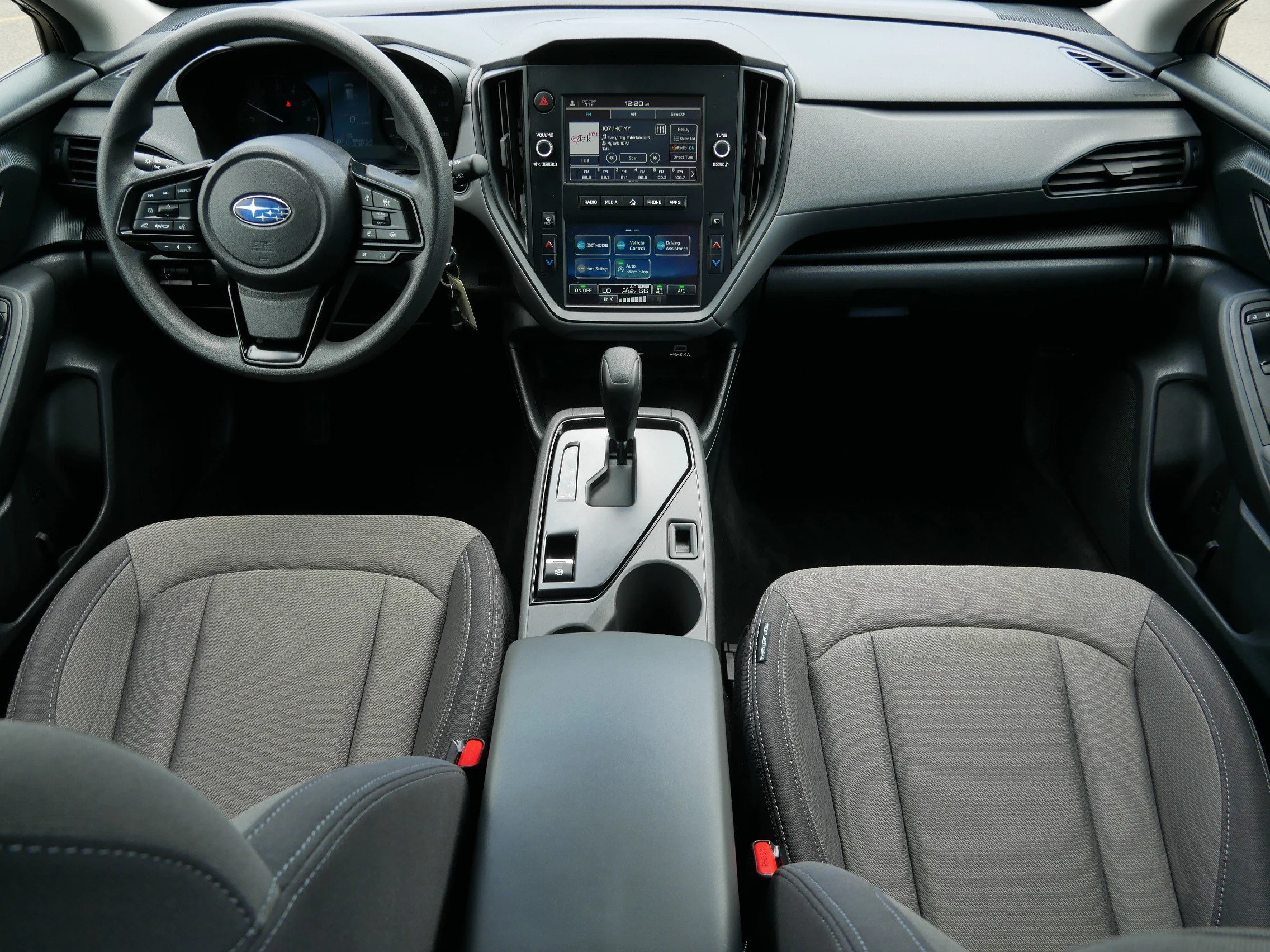 Used 2024 Ice Silver Metallic Subaru SUV CVT image 10