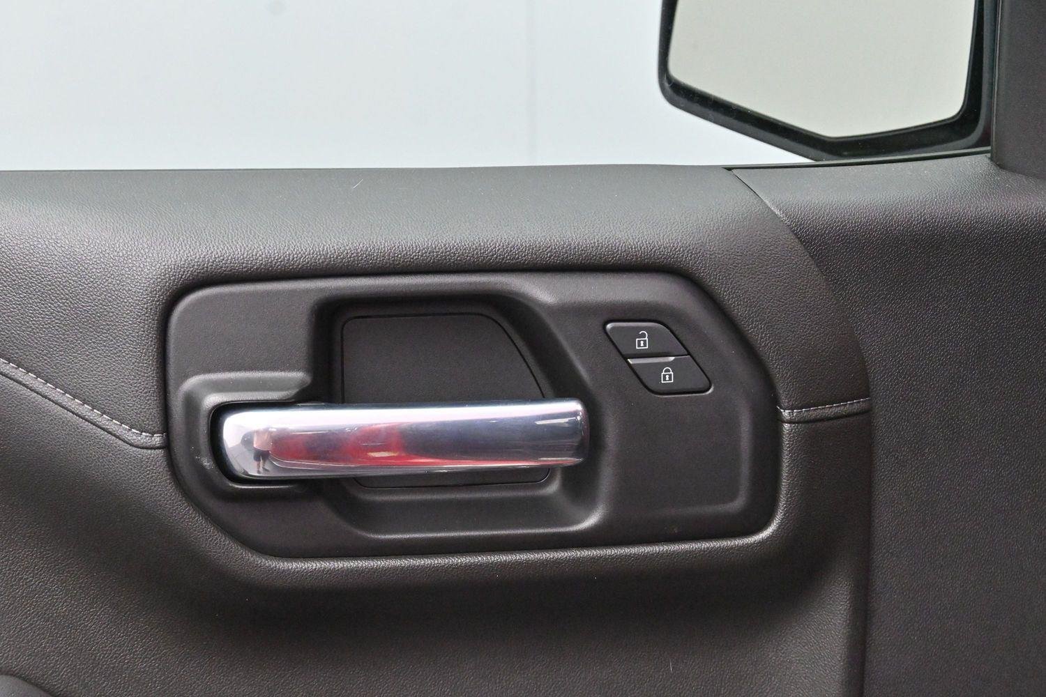 Used 2022 Cardinal Red GMC SLE image 11