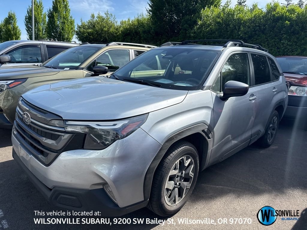 2025 Subaru Forester Premium's photo
