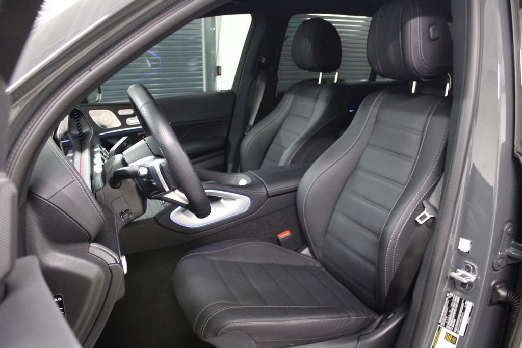 Certified Used 2026  Mercedes-Benz GLS 450 image 5
