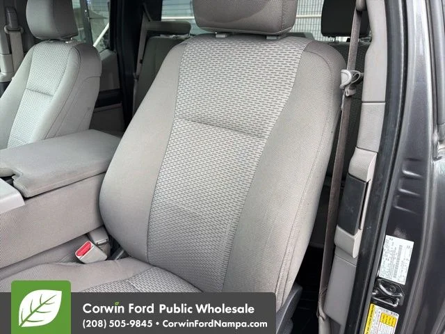 Used 2016 Gray Ford XLT image 24