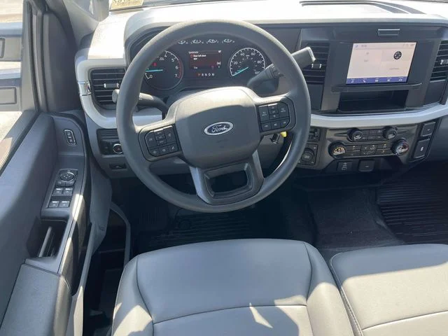 New 2026 Oxford White Ford XL image 10