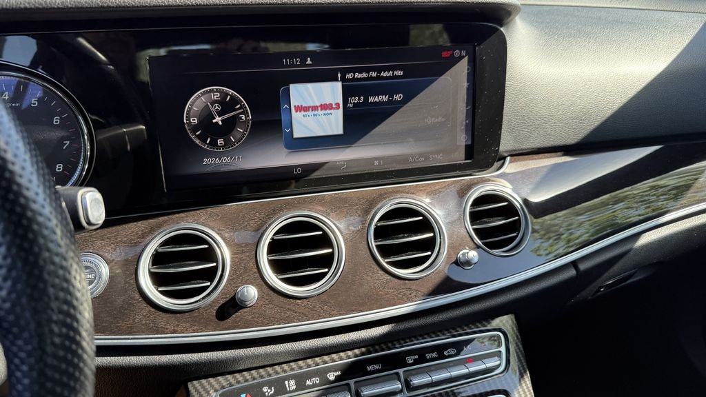 Used 2017 Gray Mercedes-Benz E 300 image 4