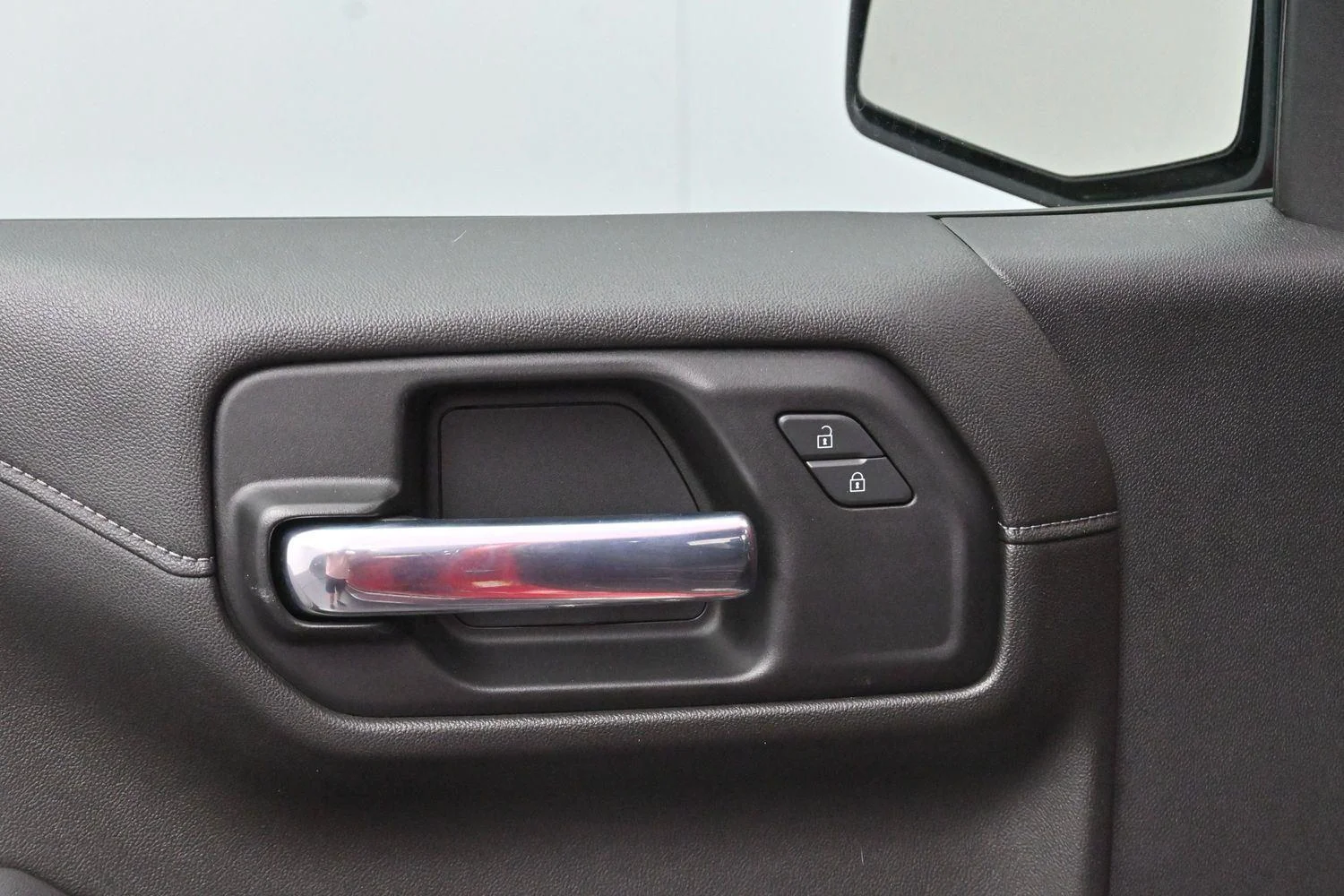 Used 2022 Cardinal Red GMC SLE image 11