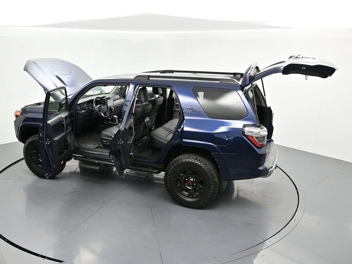 Used 2019 Nautical Blue Metallic Toyota SR5 image 42