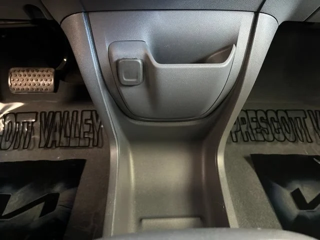 Used 2021 Silver Ice Metallic Chevrolet Premier image 32