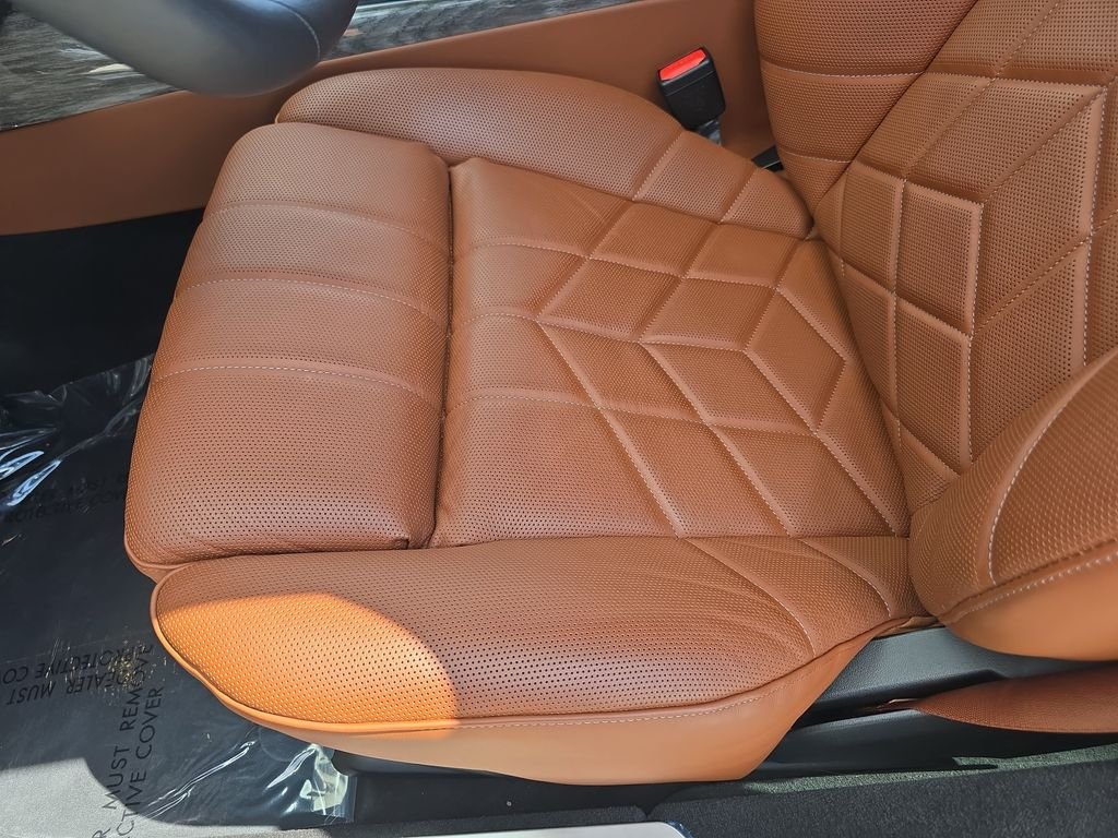 Used 2025 Black BMW eDrive50 image 33