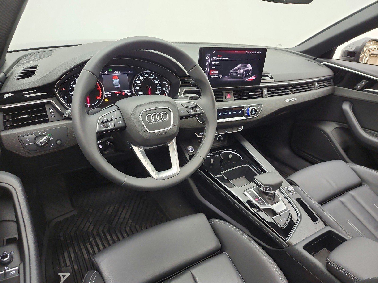 Used 2025 Daytona Gray Pearl Effect Audi S line Premium 45 TFSI quattro image 14