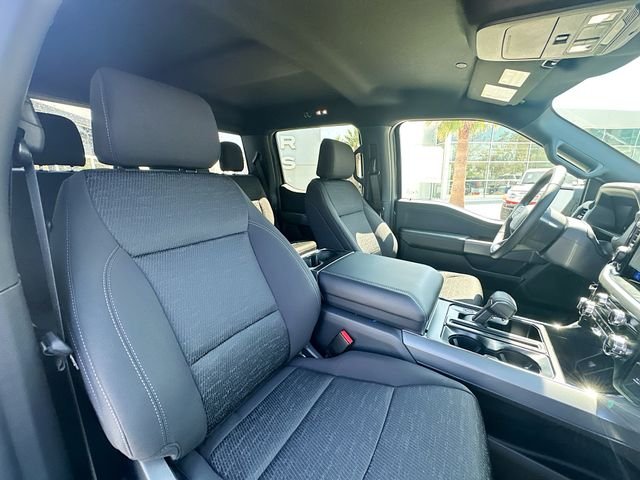 New 2026 Carbonized Gray Metallic Ford XLT image 60