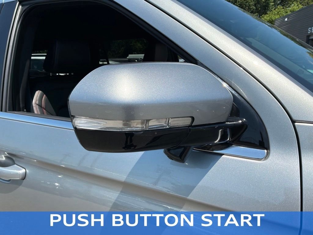 Used 2023 Silver Metallic Ford Limited image 22