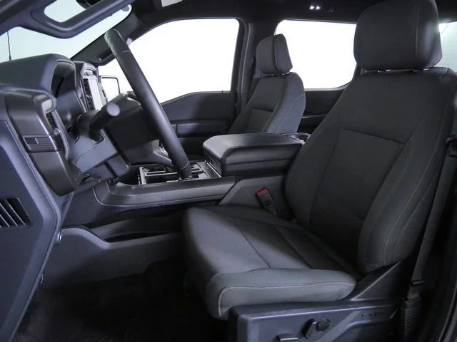 Used 2024 Black Ford XLT image 21