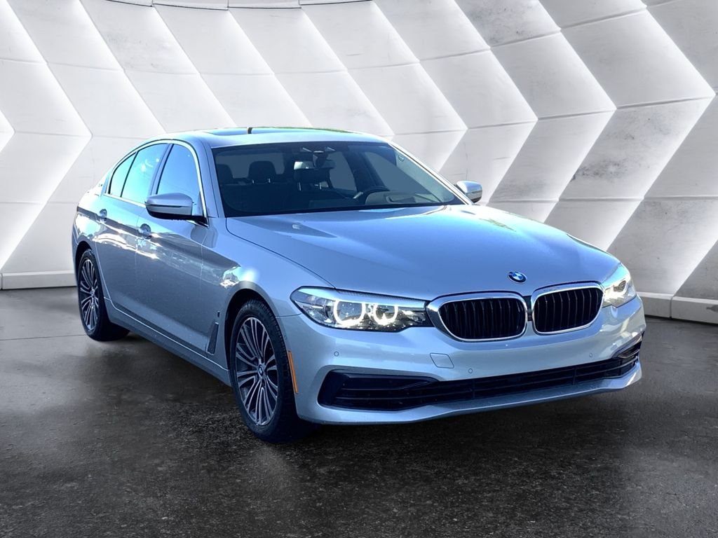 2019 BMW 5 Series 530e xDrive iPerformance Sedan's photo