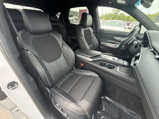 Used 2023 White Genesis 2.5T image 24