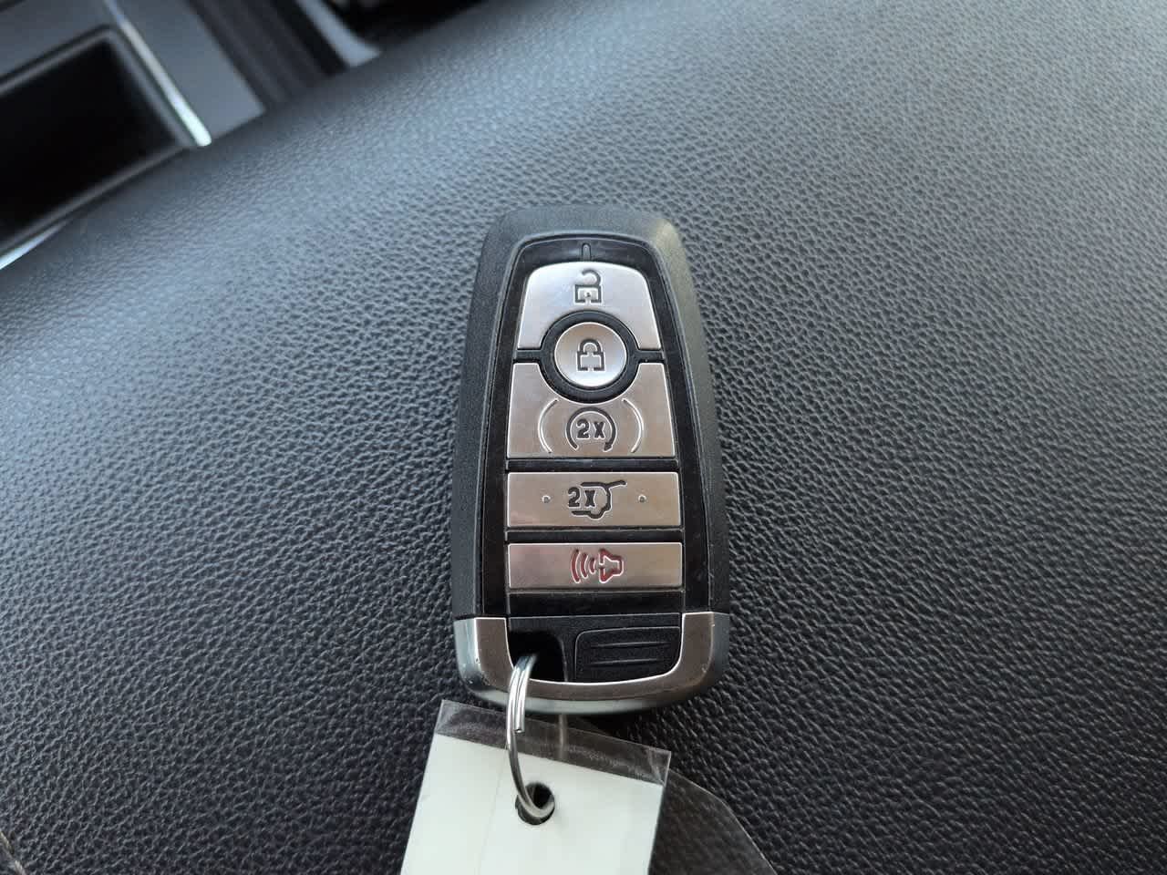 Used 2024 Agate Black Metallic Ford XLT image 29
