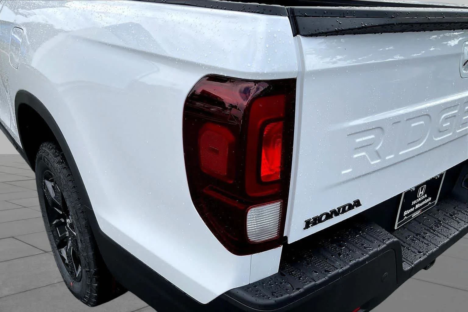 New 2026 Platinum White Pearl Honda Black Edition image 14