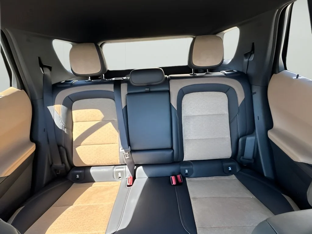New 2027 Mosaic Black Metallic Chevrolet ACTIV image 12