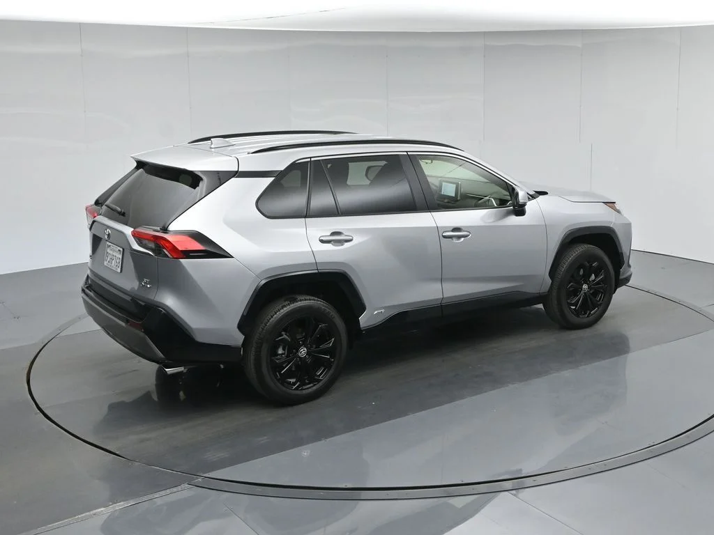 Used 2025 Silver Toyota SE image 40