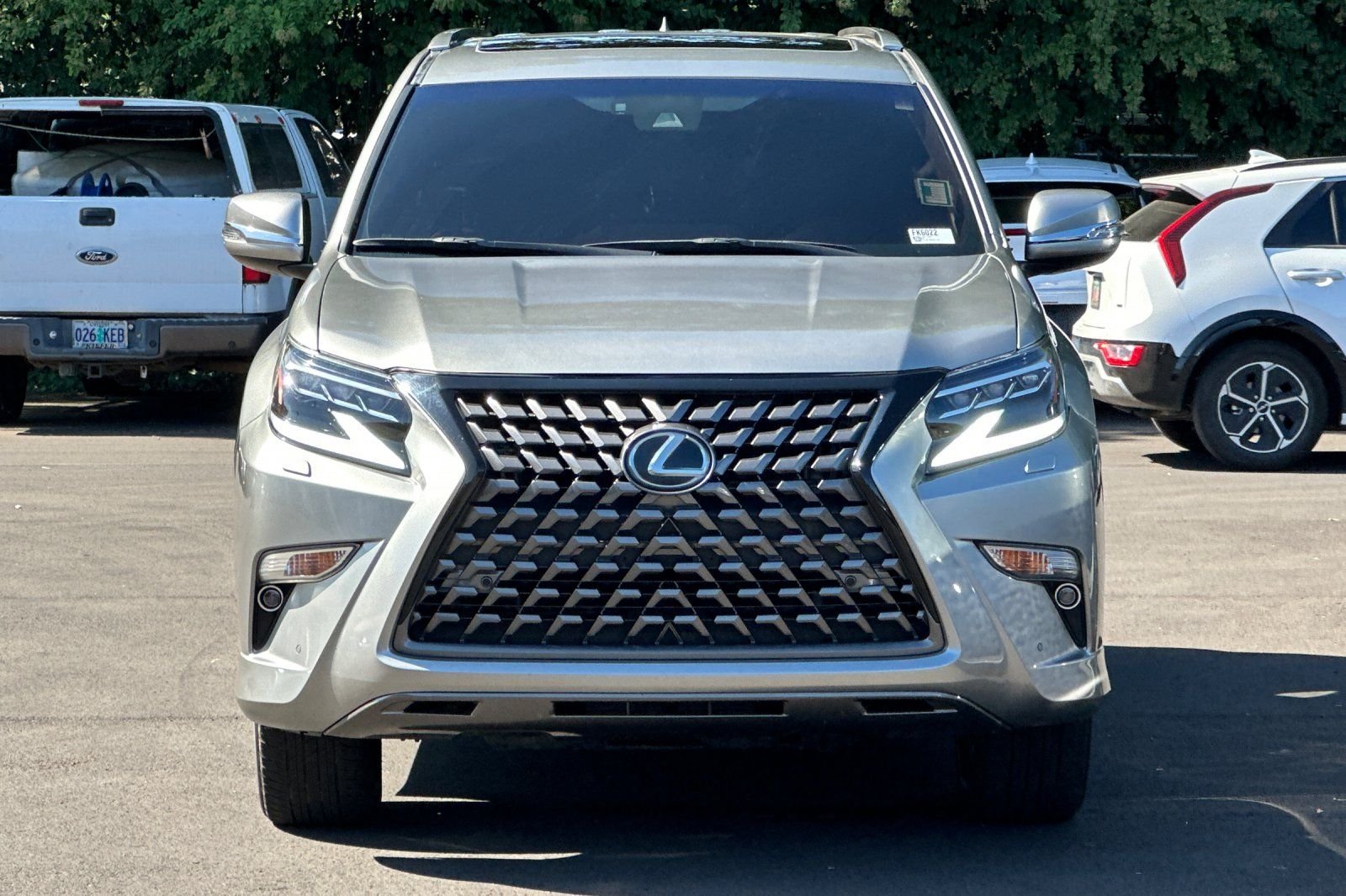 Used 2022 Silver Lexus 460 image 9