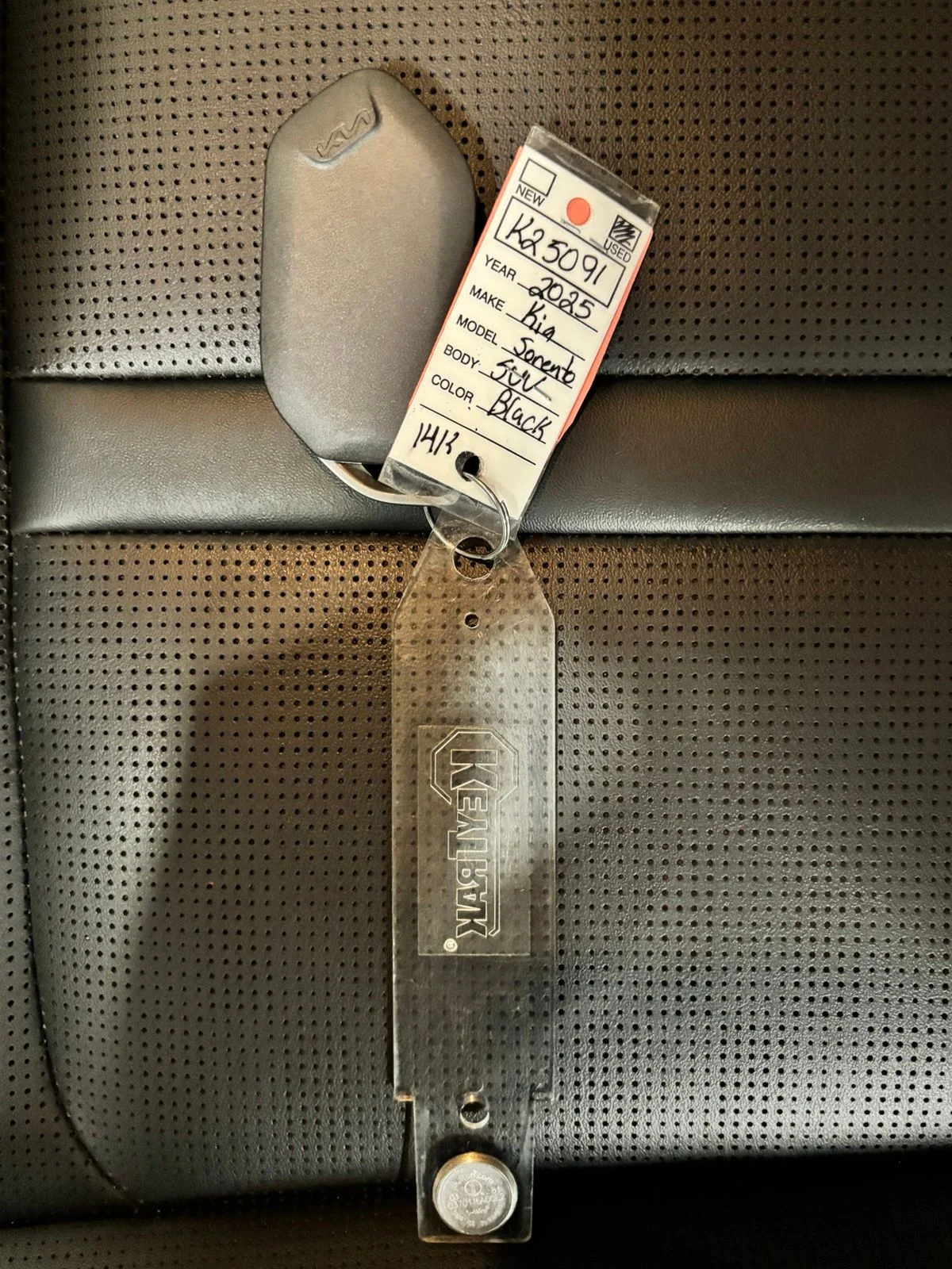 Used 2025 White Kia EX image 27