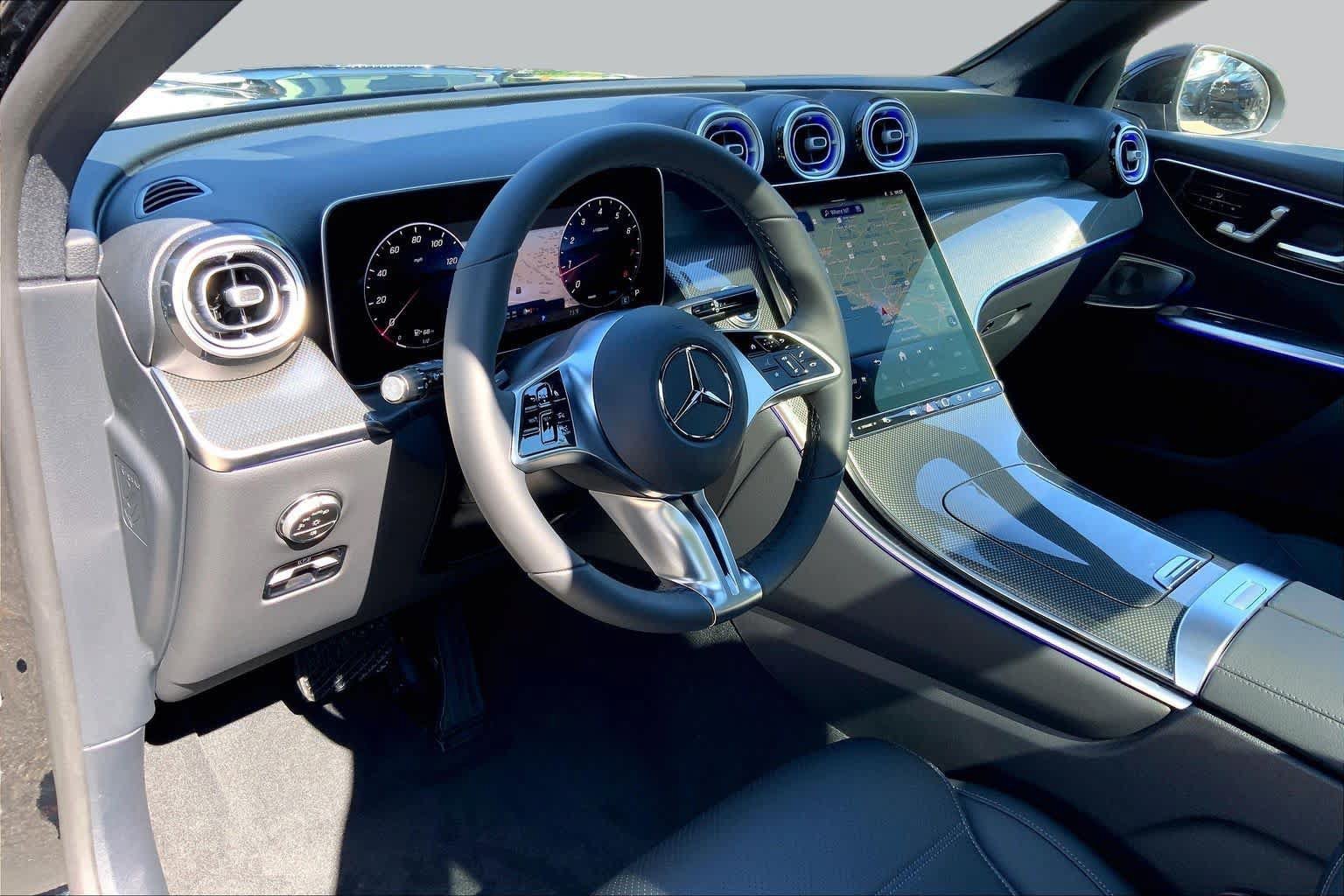 New 2026 Black Mercedes-Benz GLC 300 image 9