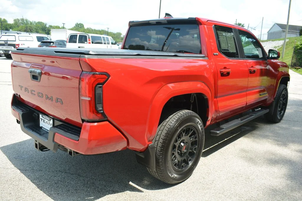 Used 2025 Red Toyota SR5 image 5