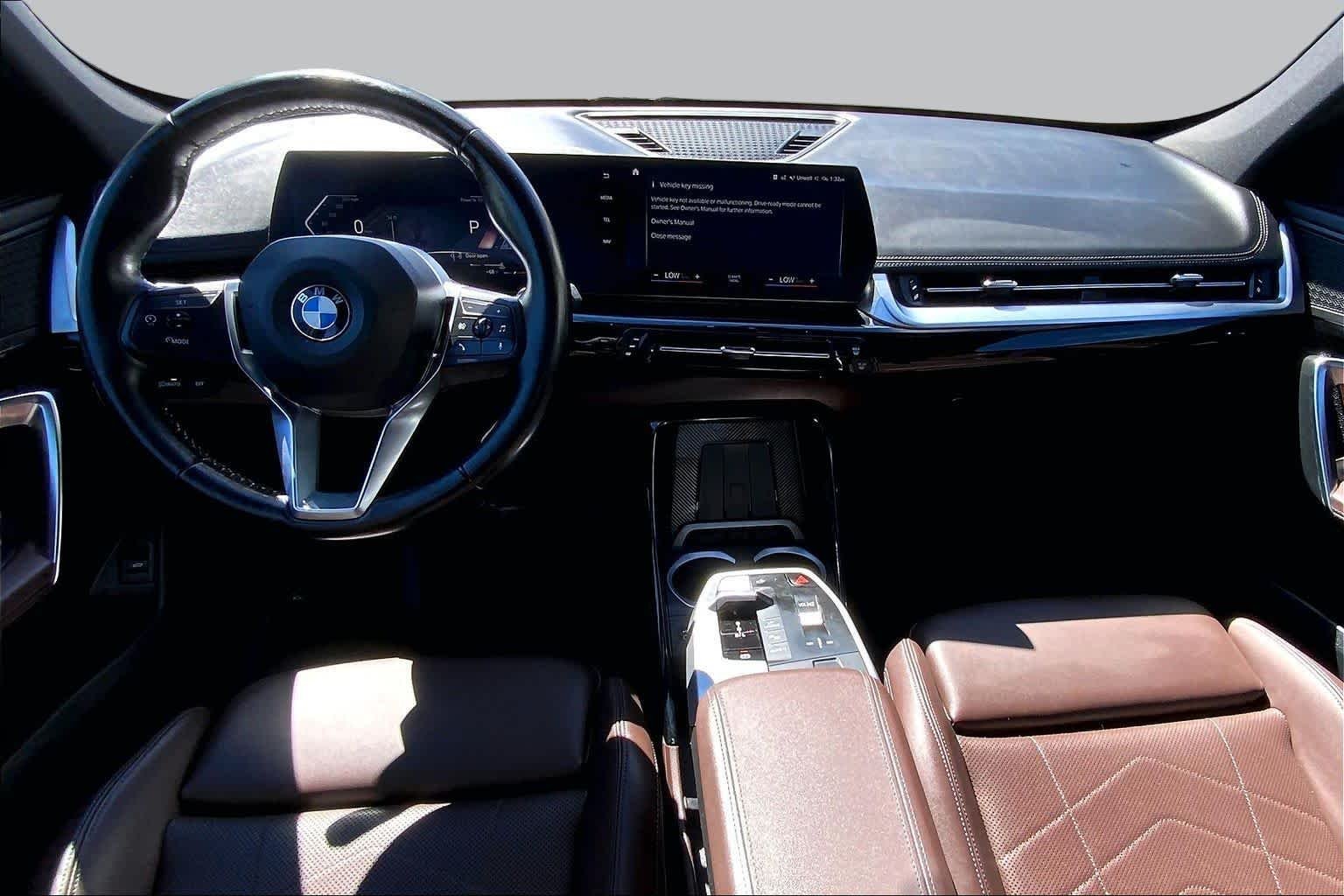 Used 2023 Black Sapphire Metallic BMW xDrive28i image 15