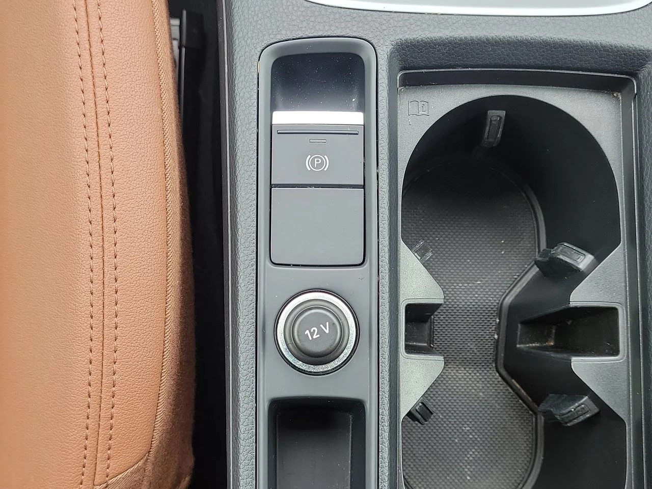 Used 2020 Black Audi Premium image 22