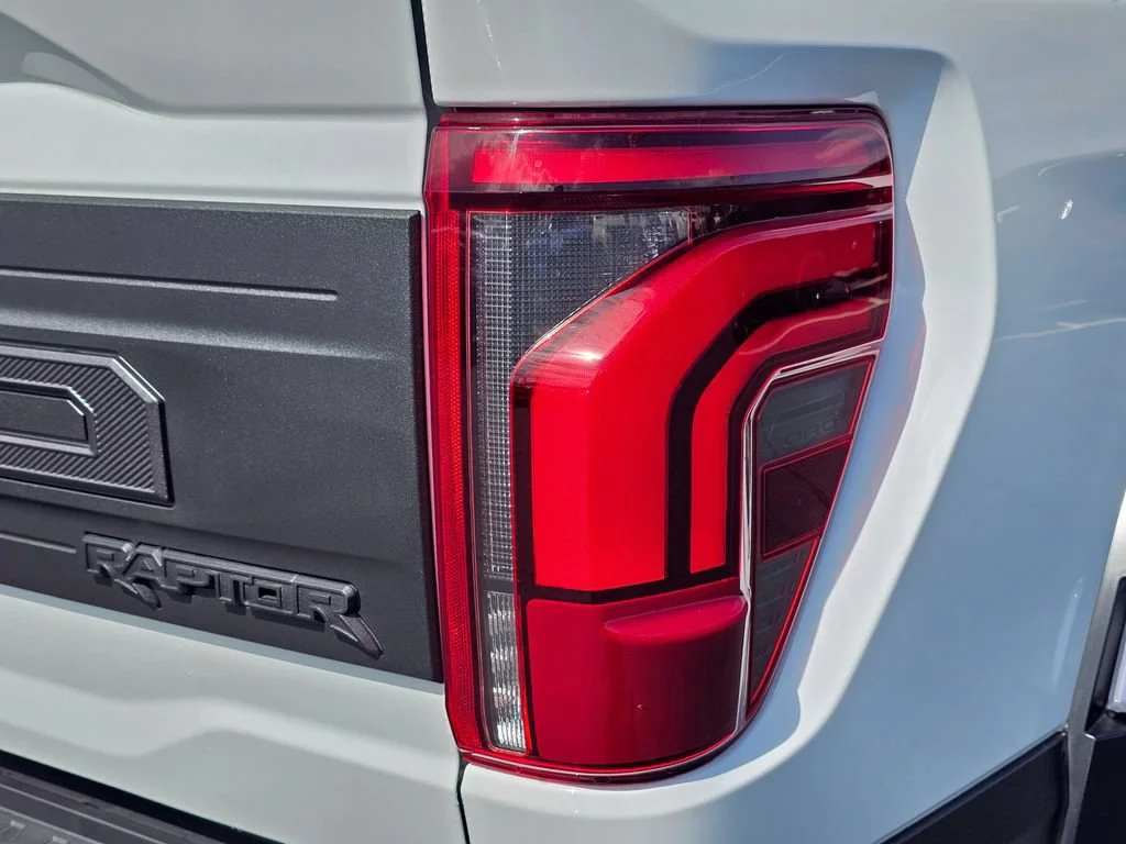 Used 2025 Oxford White Ford Raptor image 9