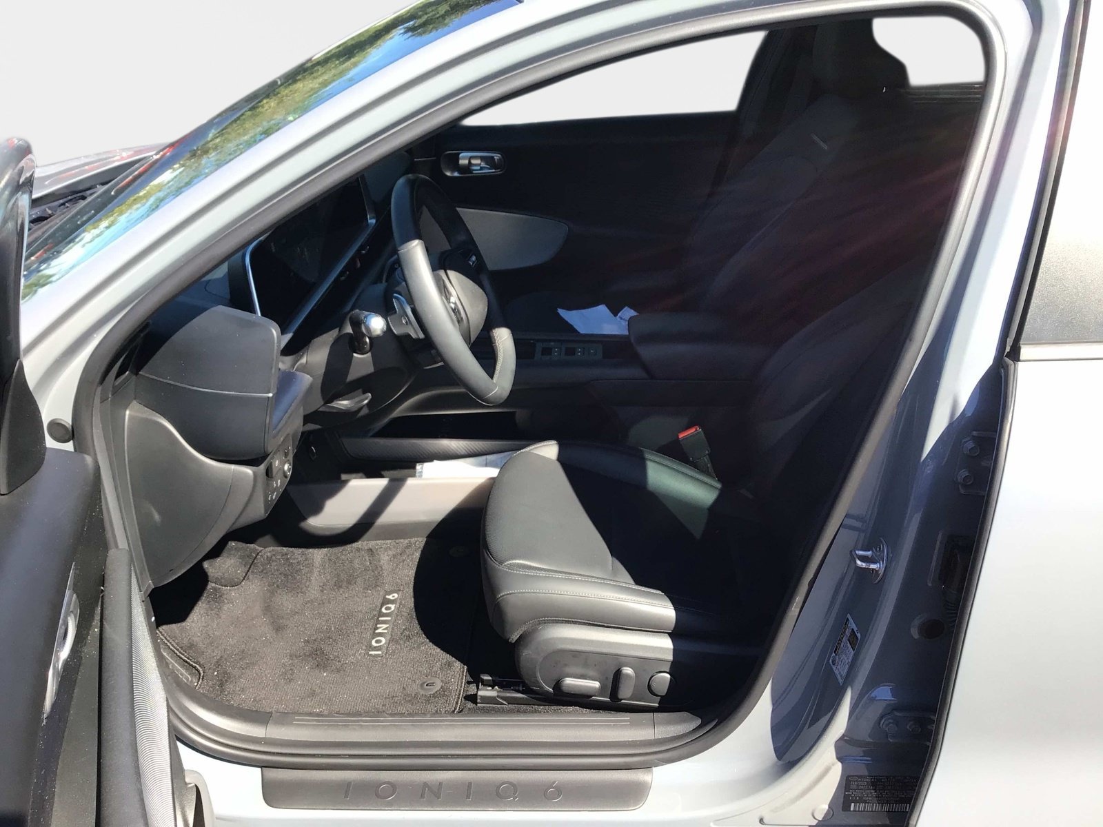 Used 2023 Transmission Blue Hyundai SEL image 8