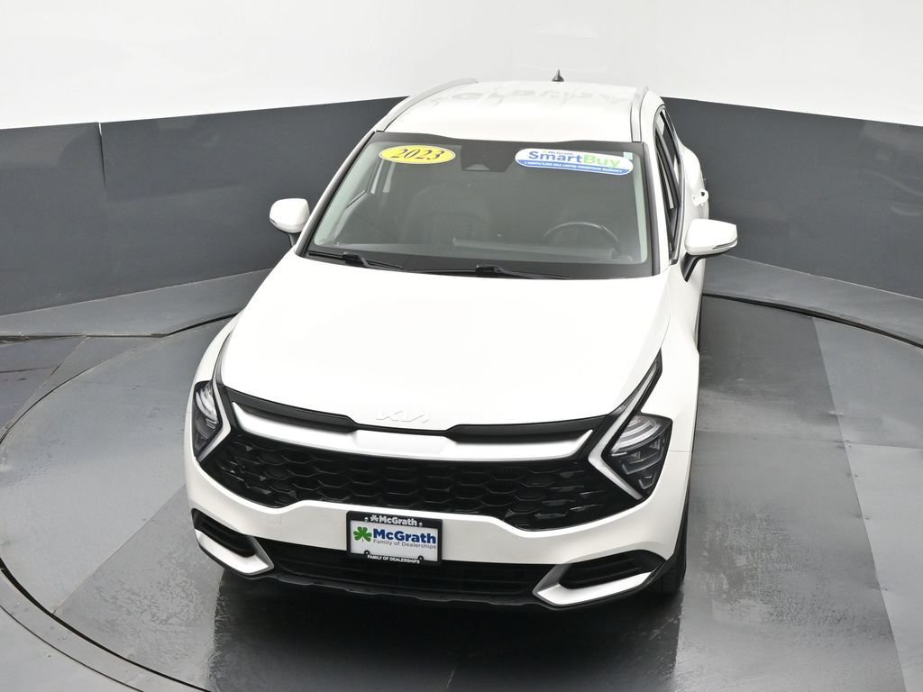 Used 2023 White Kia EX image 26