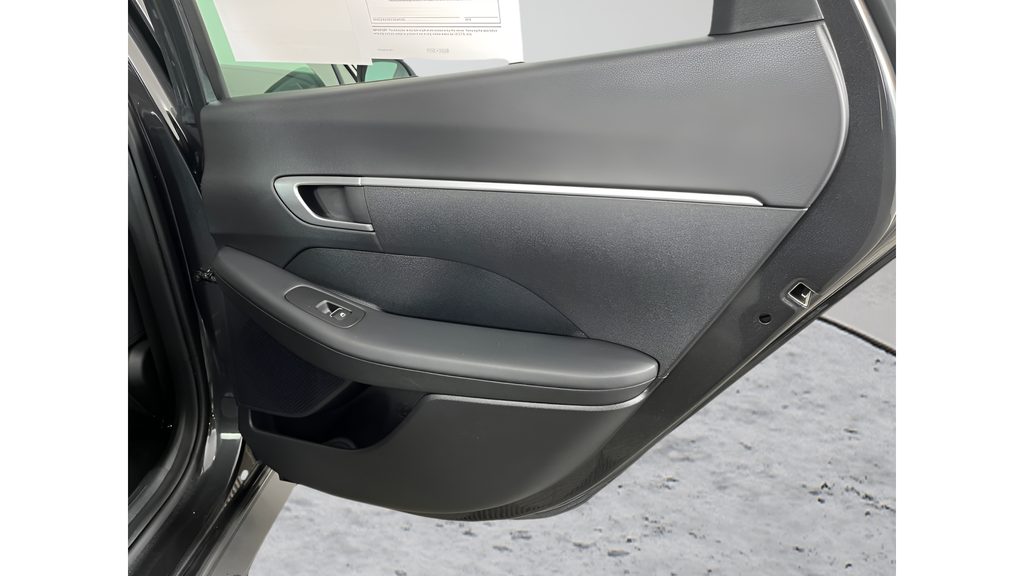 Used 2025 Portofino Gray Hyundai SE image 13