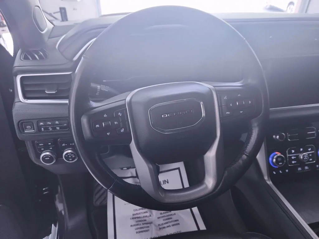 Used 2022 Green GMC Denali image 14