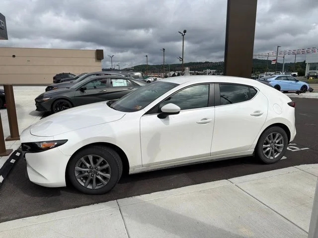 Used 2025 White Mazda 2.5 S image 12